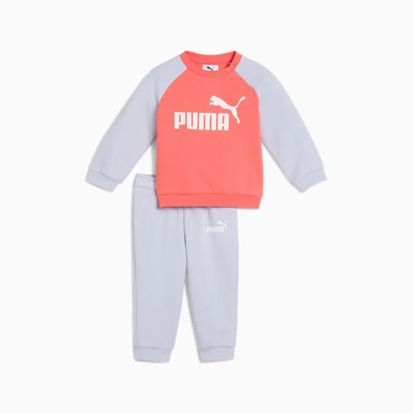 Puma Minicats: Lek og komfort for små eventyrere! Raglan-settet gir stil og bevegelsesfrihet. Topp og bukse - perfekt for hverdagslek!